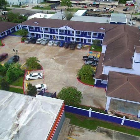Scottish Inn And Suites Houston-Jones Road Louetta Екстер'єр фото