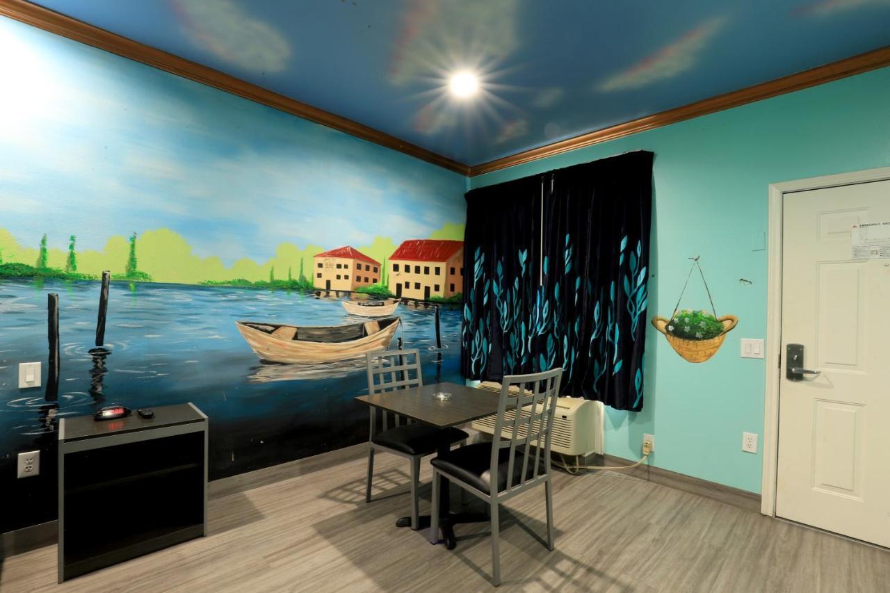 Scottish Inn And Suites Houston-Jones Road Louetta Екстер'єр фото
