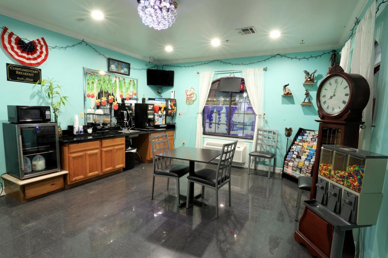Scottish Inn And Suites Houston-Jones Road Louetta Екстер'єр фото