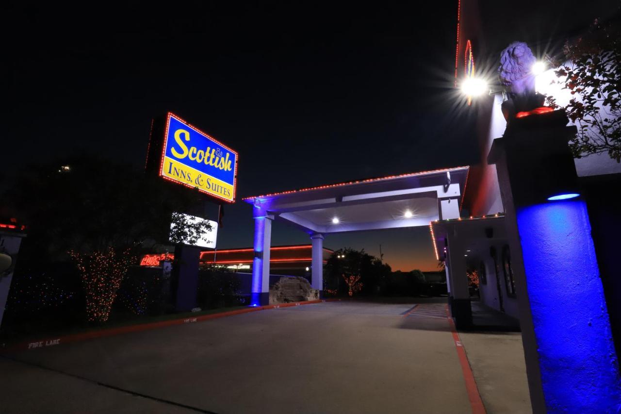 Scottish Inn And Suites Houston-Jones Road Louetta Екстер'єр фото