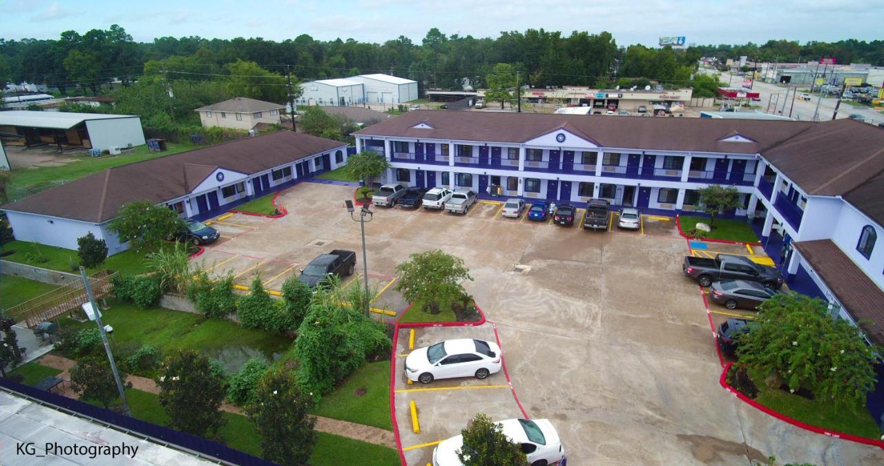 Scottish Inn And Suites Houston-Jones Road Louetta Екстер'єр фото