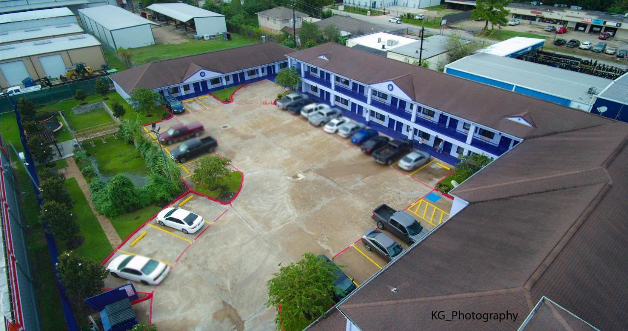 Scottish Inn And Suites Houston-Jones Road Louetta Екстер'єр фото