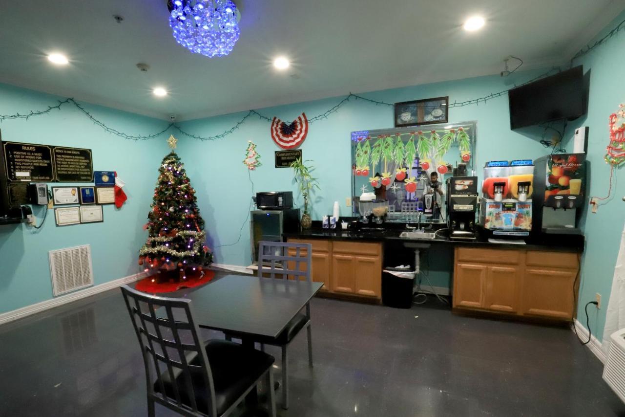 Scottish Inn And Suites Houston-Jones Road Louetta Екстер'єр фото