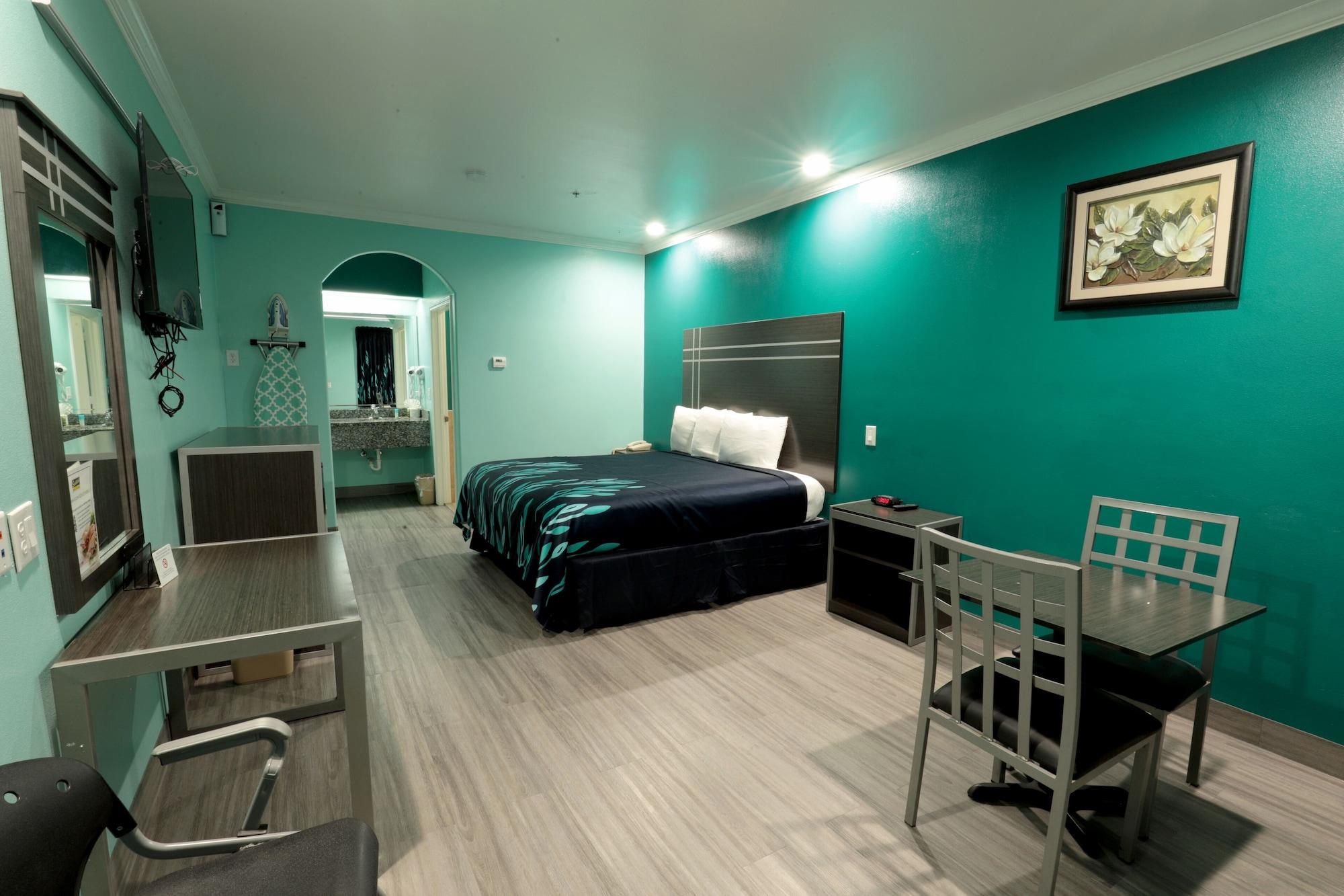Scottish Inn And Suites Houston-Jones Road Louetta Екстер'єр фото
