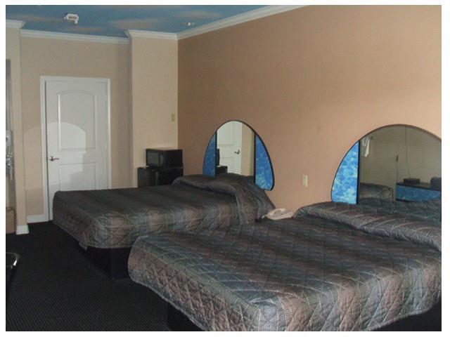 Scottish Inn And Suites Houston-Jones Road Louetta Номер фото